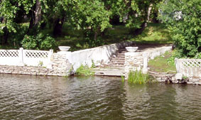 Усадебный парк, спуск к воде