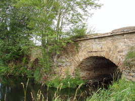 Мост, сейчас уже переделан... 